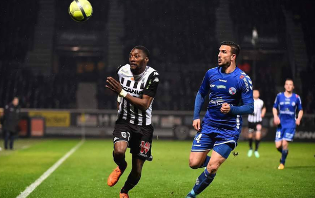 也展示了他 也展示了他