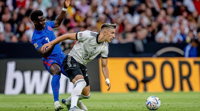 惊人表现吸 惊人表现吸